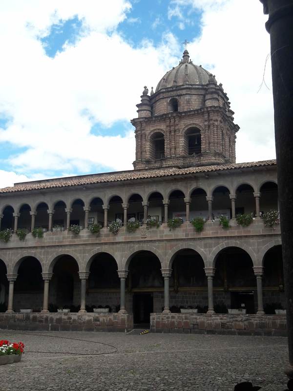 Inside Santo Domingo Cathedral